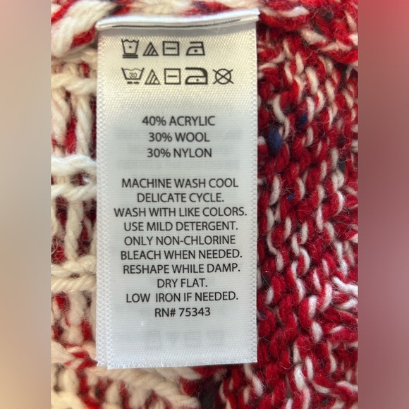 Bulky Ski Sweater - Picture 5 of 7